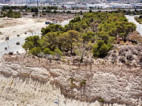 Terreno en calle de Veneçuela, 12