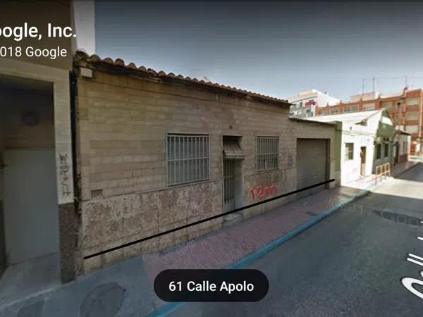 Terreno en calle Apolo, 64