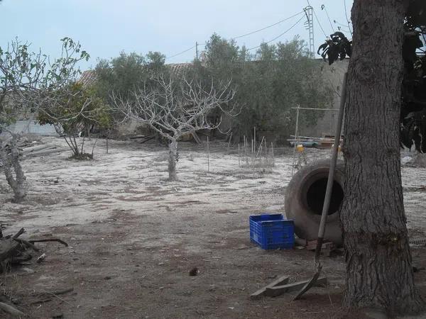 Terreno en Barrio Cápitas, 6