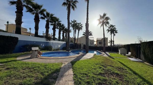 Chalet en Barrio Playa Flamenca