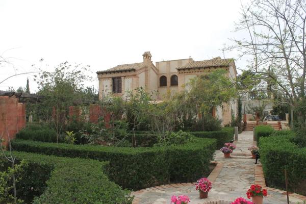 Casa independiente en calle Mediterráneo