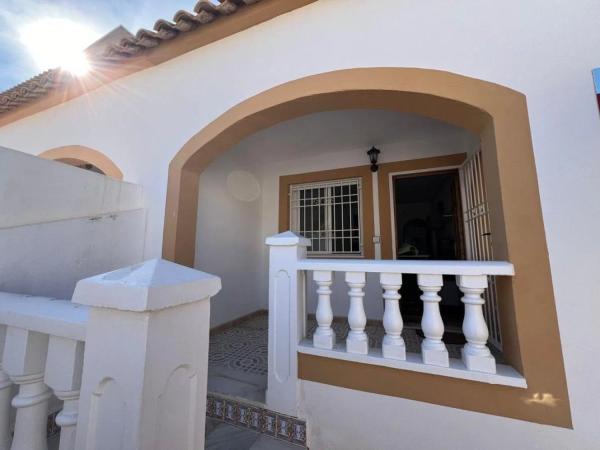 Chalet en Barrio La Siesta - El Salado - Torreta