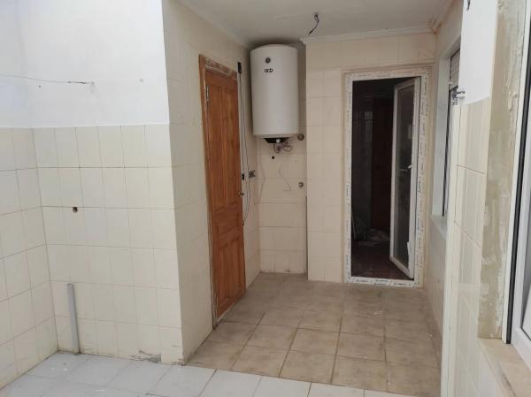 Chalet adosado en calle Tetuan, 3