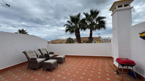 Chalet en Barrio Lomas de Cabo Roig-Los Dolses