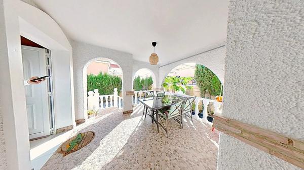 Chalet en calle Menorca, 2 -20