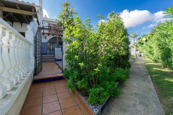 Casa independiente en avenida del Mediterrani