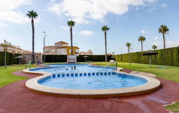 Chalet adosado en calle Jose Lorca Garcia, 302