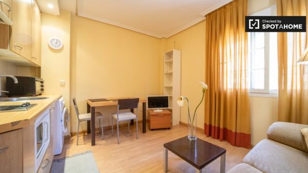 Apartamento de 1 dormitorio en alquiler en Alcalá de Henares, Madrid