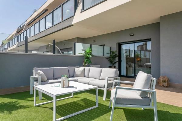 Piso en venta en calle Orden Dórico, 551