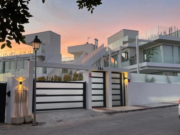 Casa o chalet independiente en venta en paseo de los Jazmines, 14