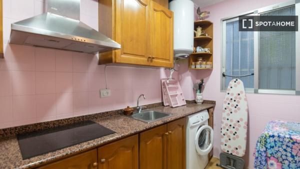 Piso de 3 habitaciones en València