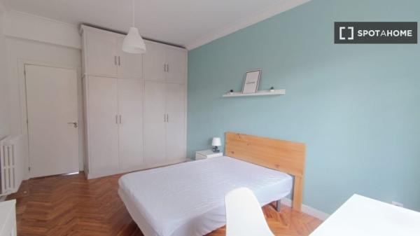 Chambre à louer dans un appartement partagé à Pampelune