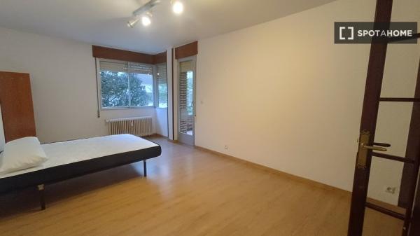 Chambre à louer dans un appartement partagé à Pampelune