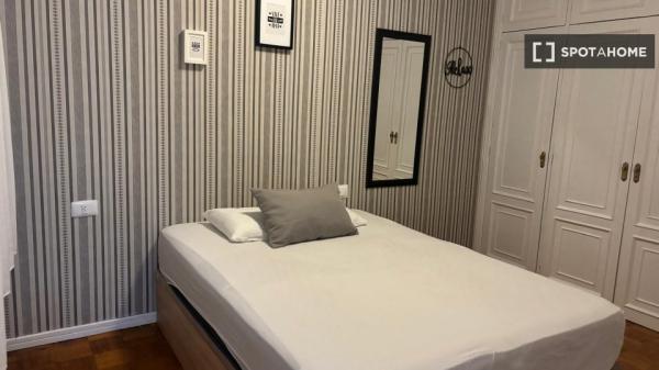 Quarto em apartamento partilhado em Vigo