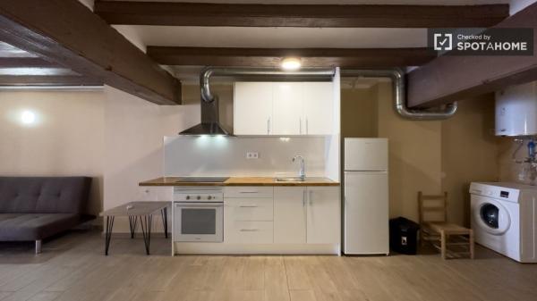 Estudio en alquiler en El Raval, Barcelona