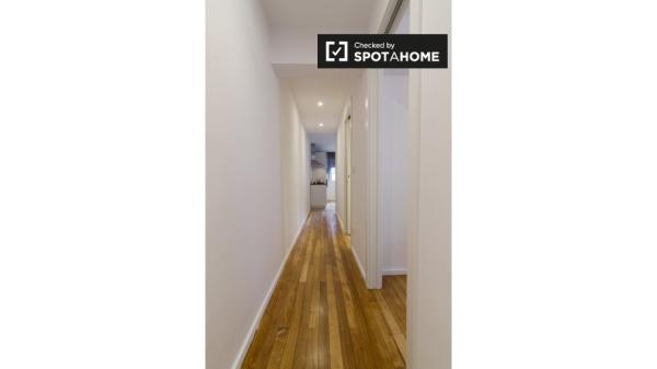 Habitación amueblada en apartamento de 3 dormitorios en Begoña, Bilbao