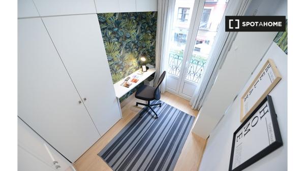 Apartamento de 1 dormitorio en alquiler en Abando, Bilbao