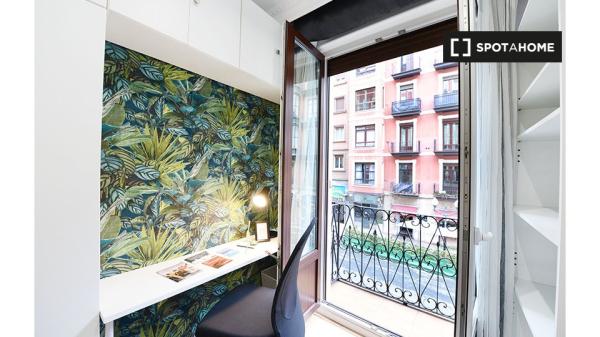 Apartamento de 1 dormitorio en alquiler en Abando, Bilbao