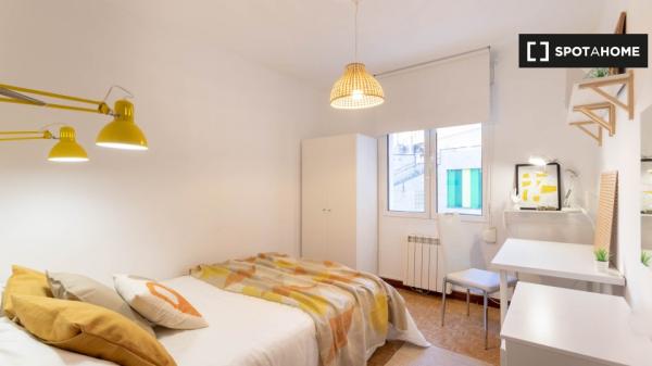 Chambre dans un appartement partagé au coeur de Bilbao