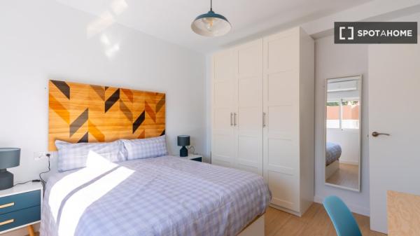 Apartamento de 2 dormitorios en alquiler en La Macarena, Sevilla