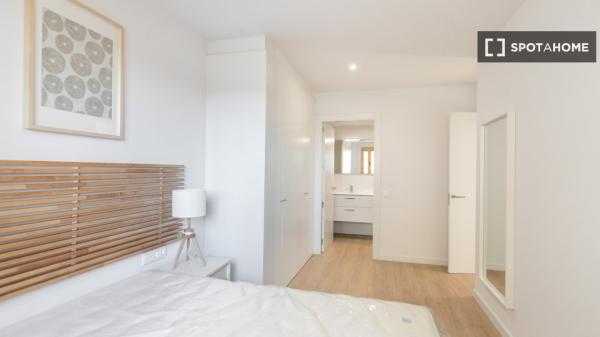 Apartamento moderno frente al Canal Marítimo