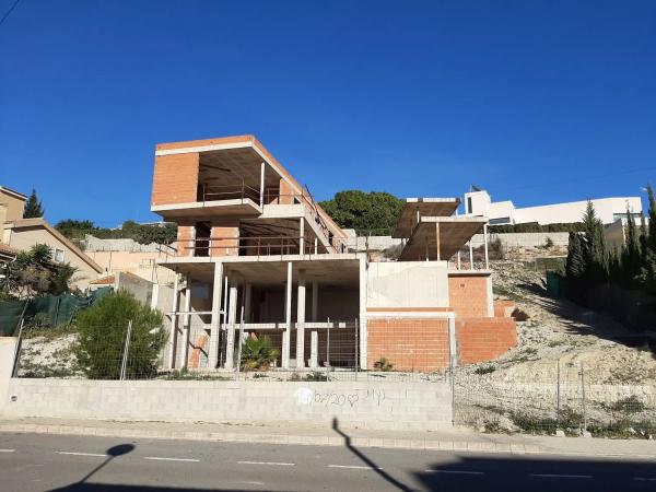 Casa independiente en calle Jardiel Poncela, 14