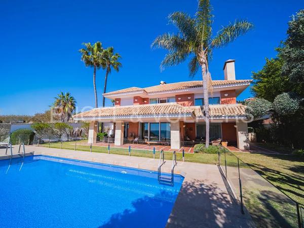 Casa independiente en avenida de la Costa Blanca