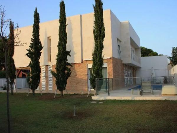 Casa independiente en calle Padre Perpiñán