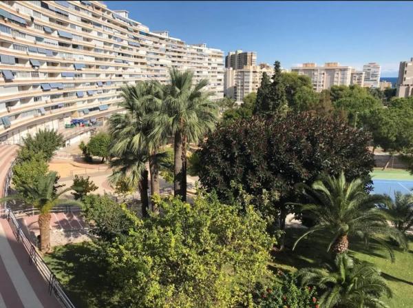 Piso en avenida de Benidorm, 18