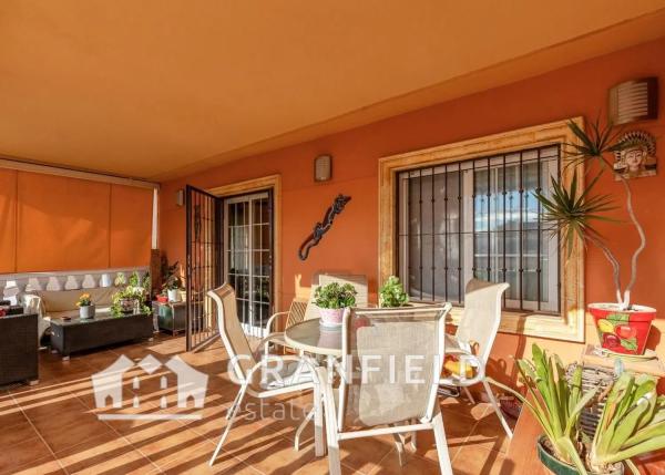 Chalet en Barrio Los Balcones y los Altos