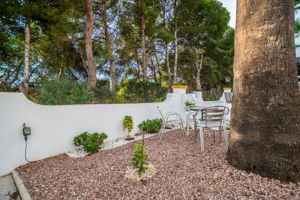 Chalet adosado en Urbanización v Martín Valencia, 203