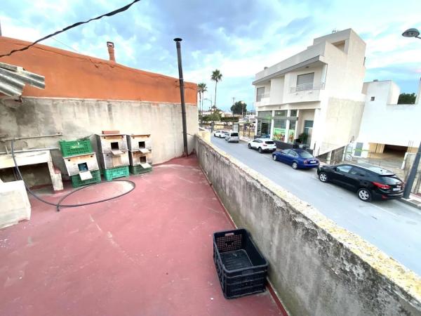 Casa independiente en carretera Molins