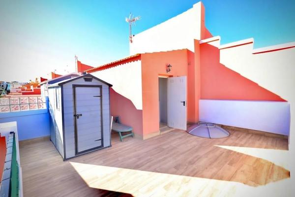 Chalet adosado en calle Ebro