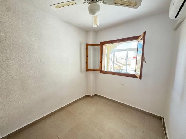 Piso en Barrio La Zenia