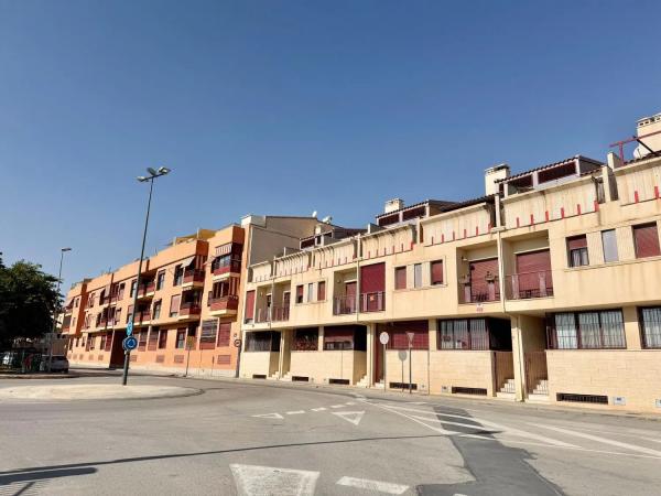 Chalet adosado en camino Viejo de Callosa