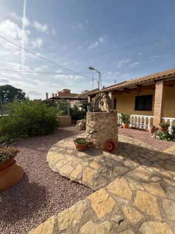 Casa independiente en calle Teide Riq