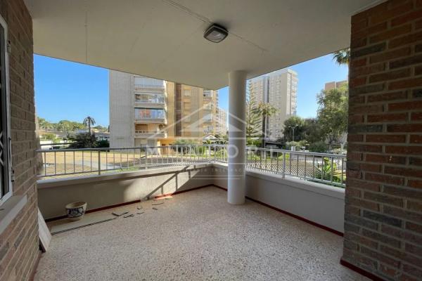 Piso en Barrio Campoamor