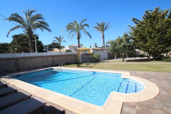 Chalet en Barrio Cabo Roig