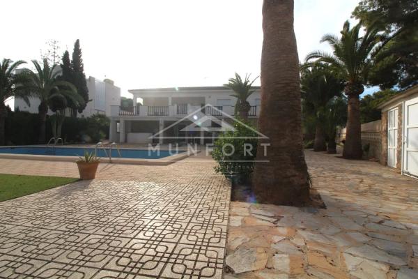 Chalet en Barrio Lomas de Cabo Roig-Los Dolses