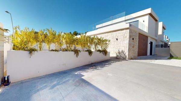 Chalet en Barrio Los Balcones - Los Altos del Edén