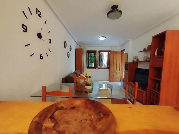Chalet adosado en calle Neptuno