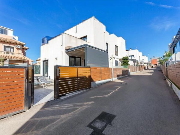 Casa independiente en calle Maria San Gil Noain, 40