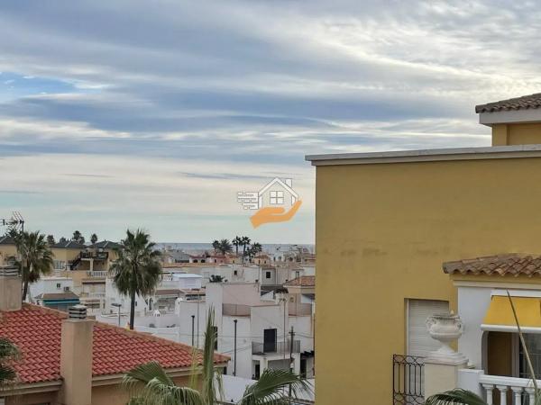 Ático en Barrio Zona los Frutales