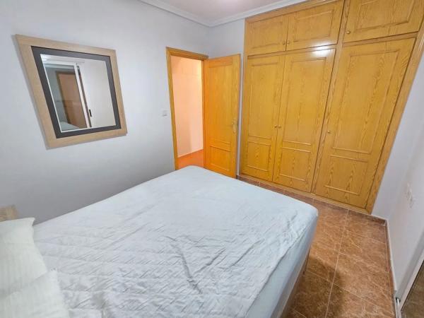 Piso en calle Benacantil, 1