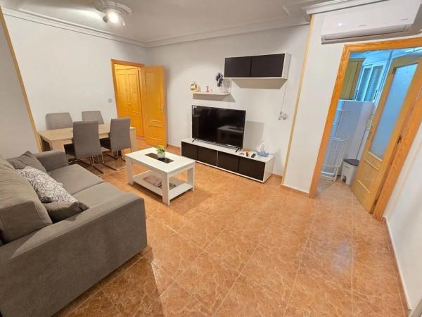 Piso en calle Benacantil, 1