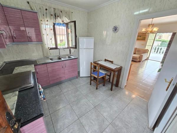 Casa independiente en calle Dorotea