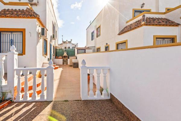 Chalet adosado en calle Joaquín García Sánchez