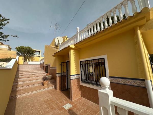 Casa independiente en avenida Avenue de la Asuncion