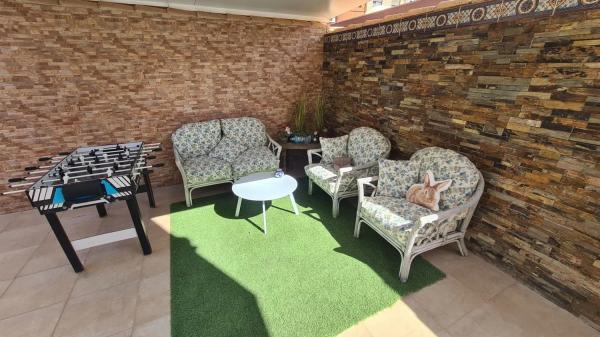 Chalet adosado en calle Los Emilios, 63