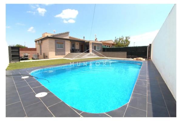 Chalet en Barrio Los Balcones - Los Altos del Edén